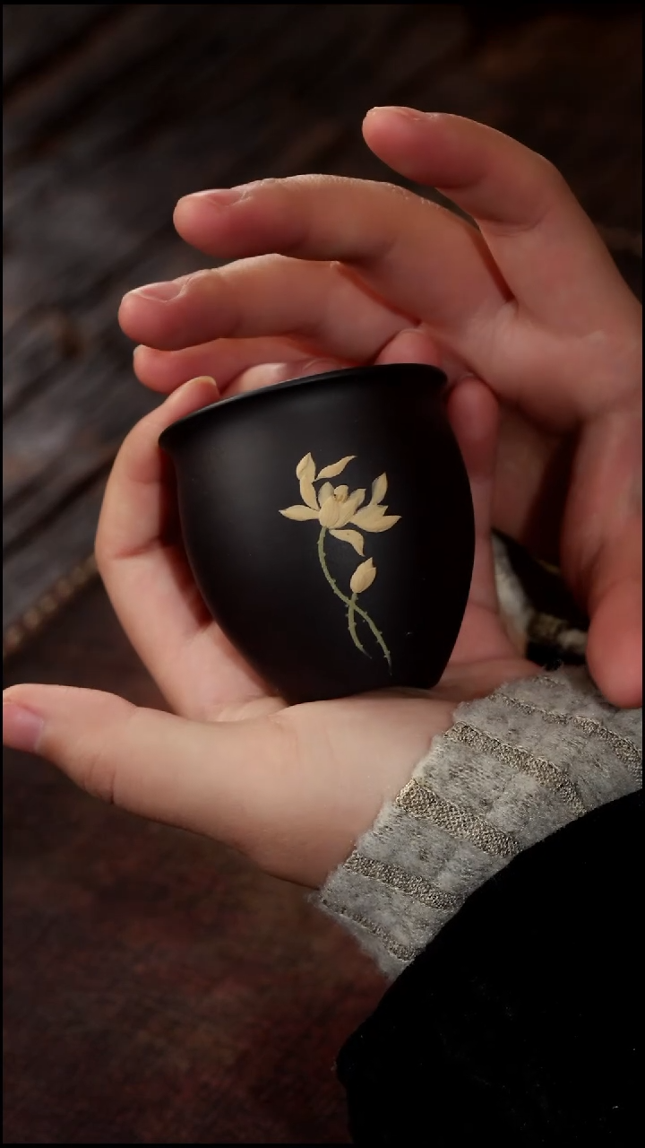 茶杯紫砂非遗茶器-黑莲花