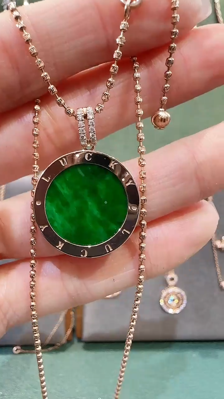 【闪购商品】翡翠吊坠(不含链)18K金镶嵌翡翠吊坠多样性发货发其一