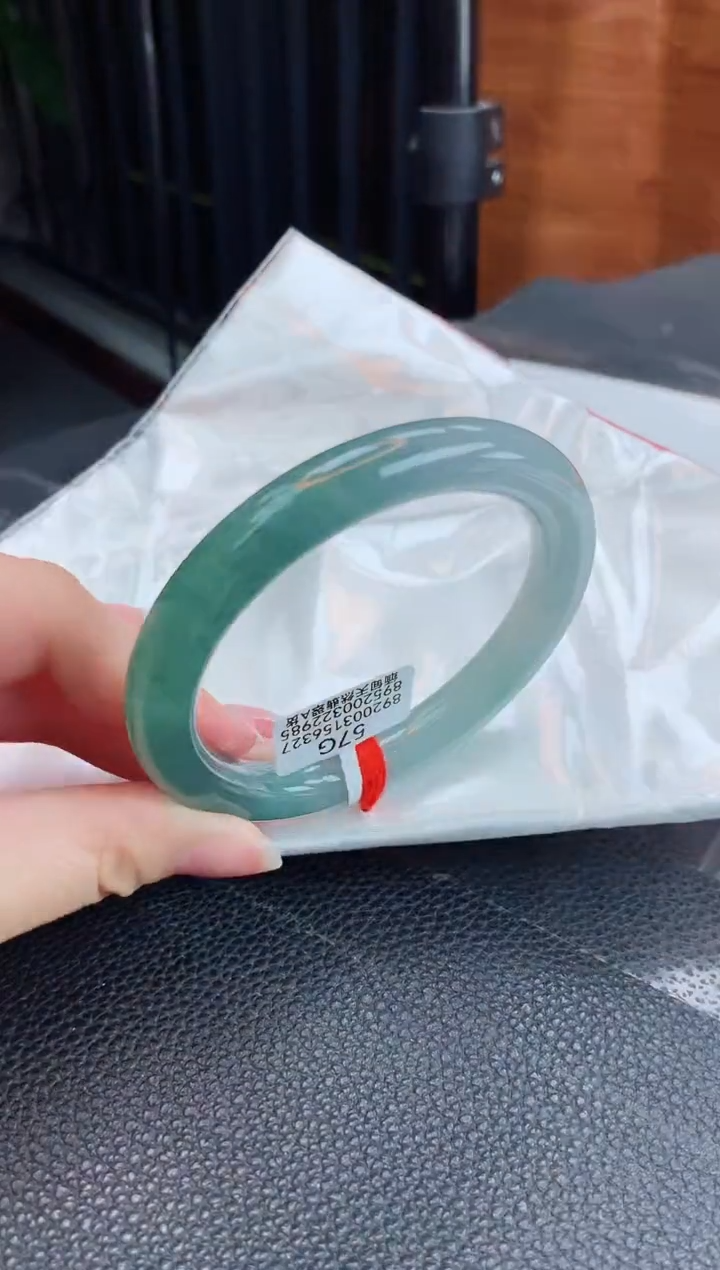 【闪购商品】翡翠手镯未镶嵌缅甸天然翡翠A货手镯