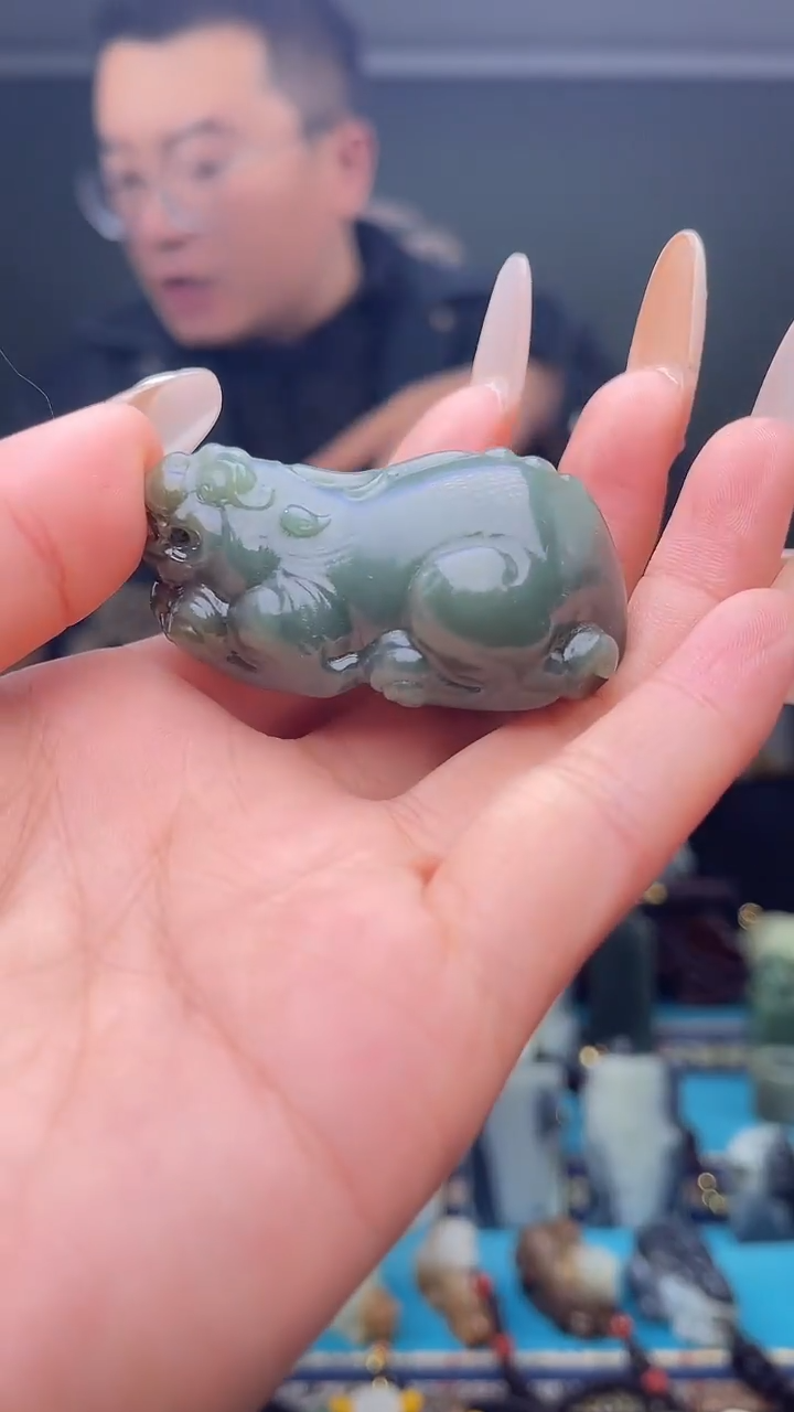 未镶嵌和田玉挂件1