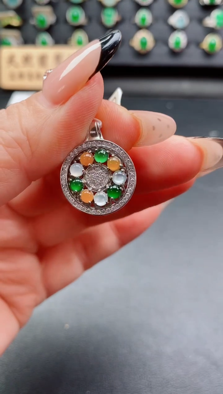 吊坠(赠链)银S925镶嵌翡翠1