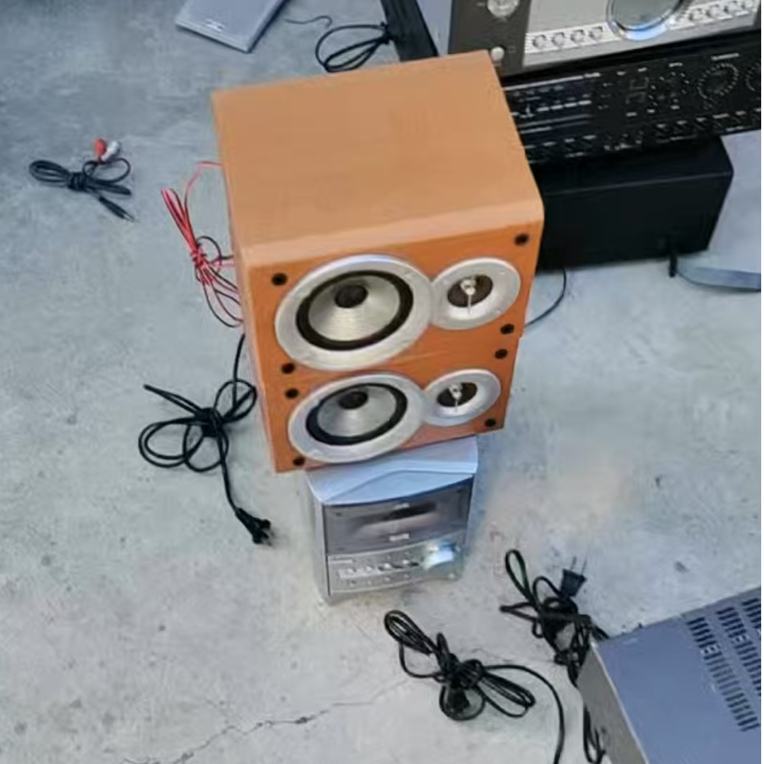 9新  JVC音响运费自理