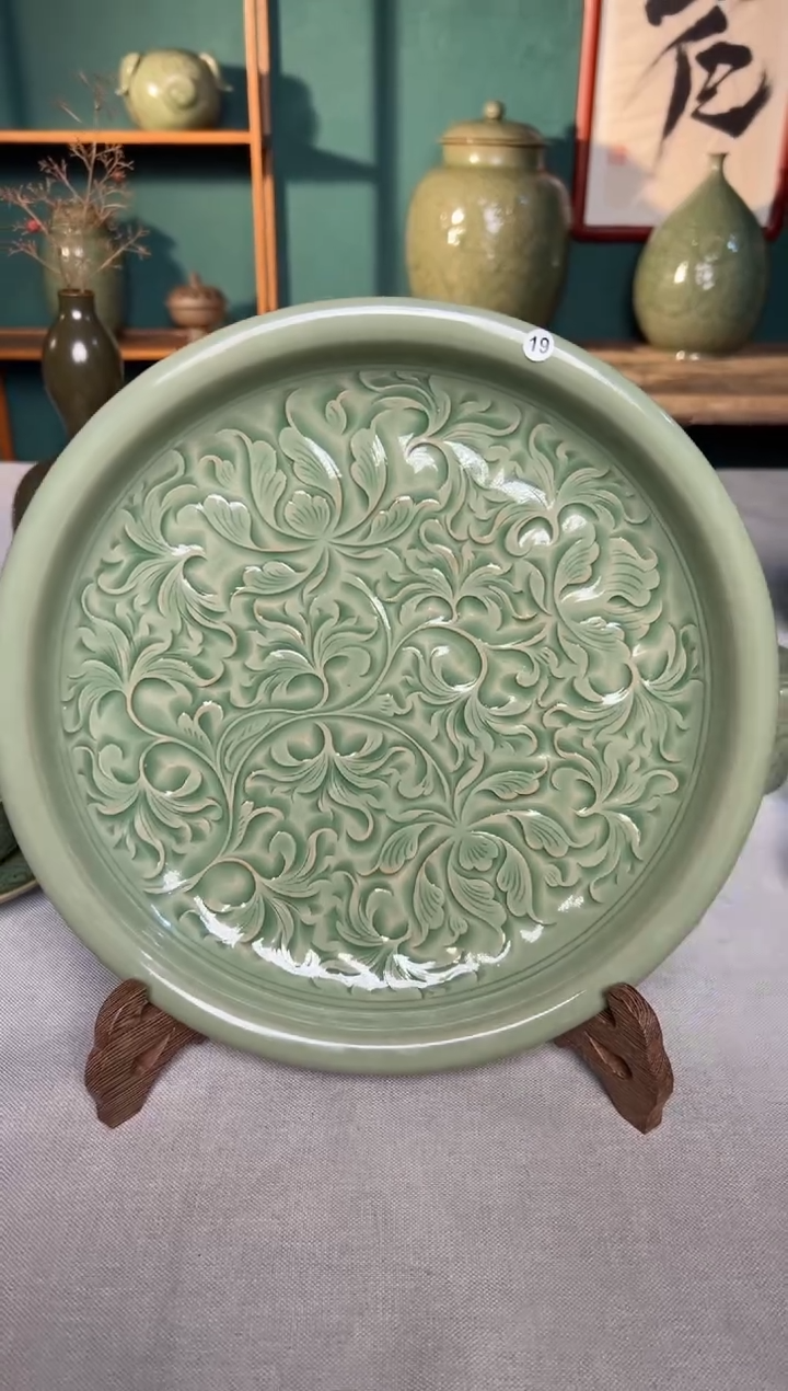 【闪购商品】其他纯手工秘色佛手莲纹壶承赏盘19号