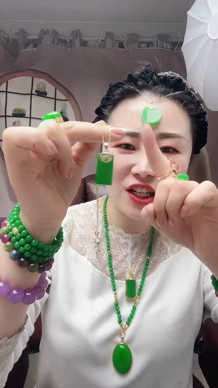 【闪购商品】翡翠颈饰14K金镶嵌083号