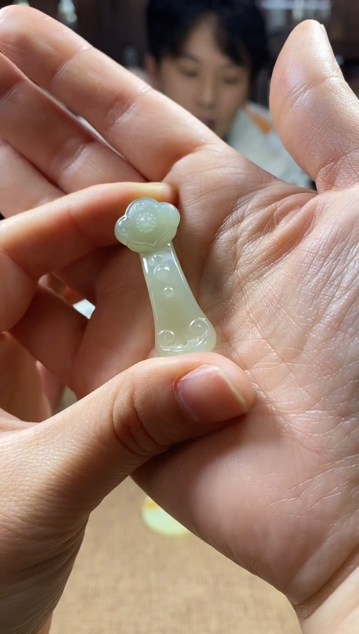 【闪购商品】和田玉颈饰未镶嵌挂件