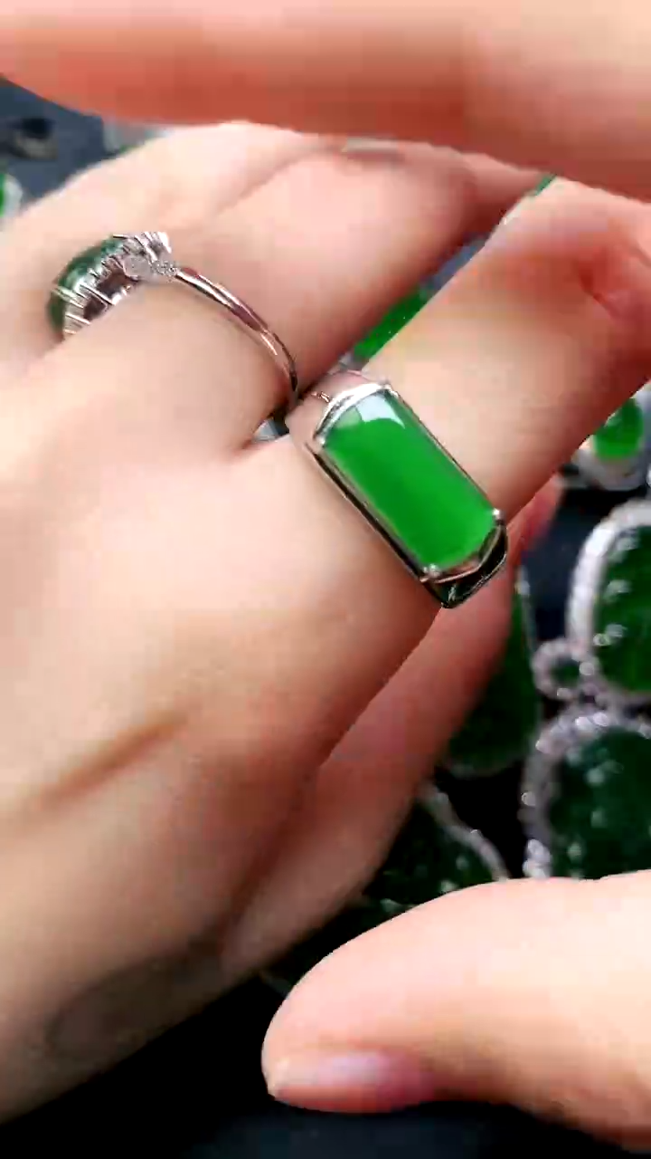 【闪购商品】翡翠戒指未镶嵌马鞍戒