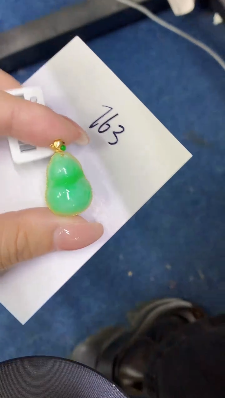 【闪购商品】翡翠颈饰18K金镶嵌0000000000