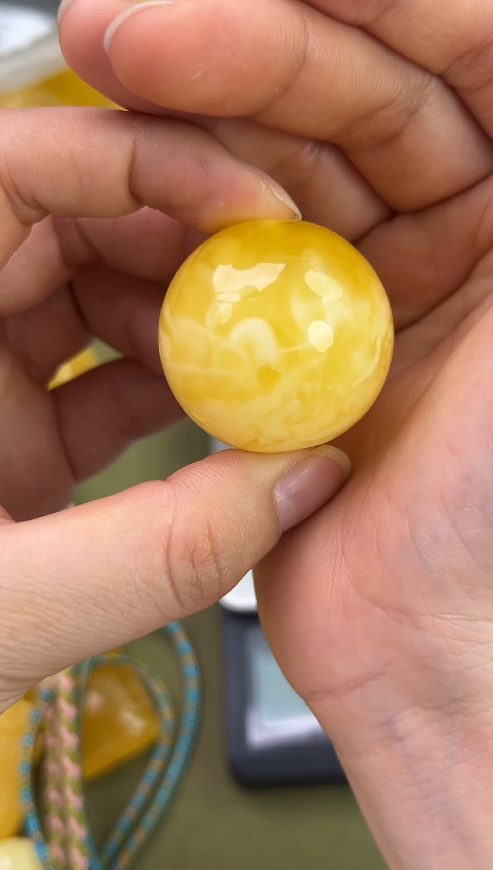 裸石琥珀未镶嵌“***”琥珀蜜蜡吊坠