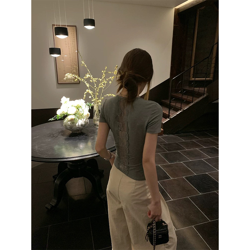 48H【迷人背影】加长温柔后背蕾丝拼接修身纯欲正肩短袖女 SU063