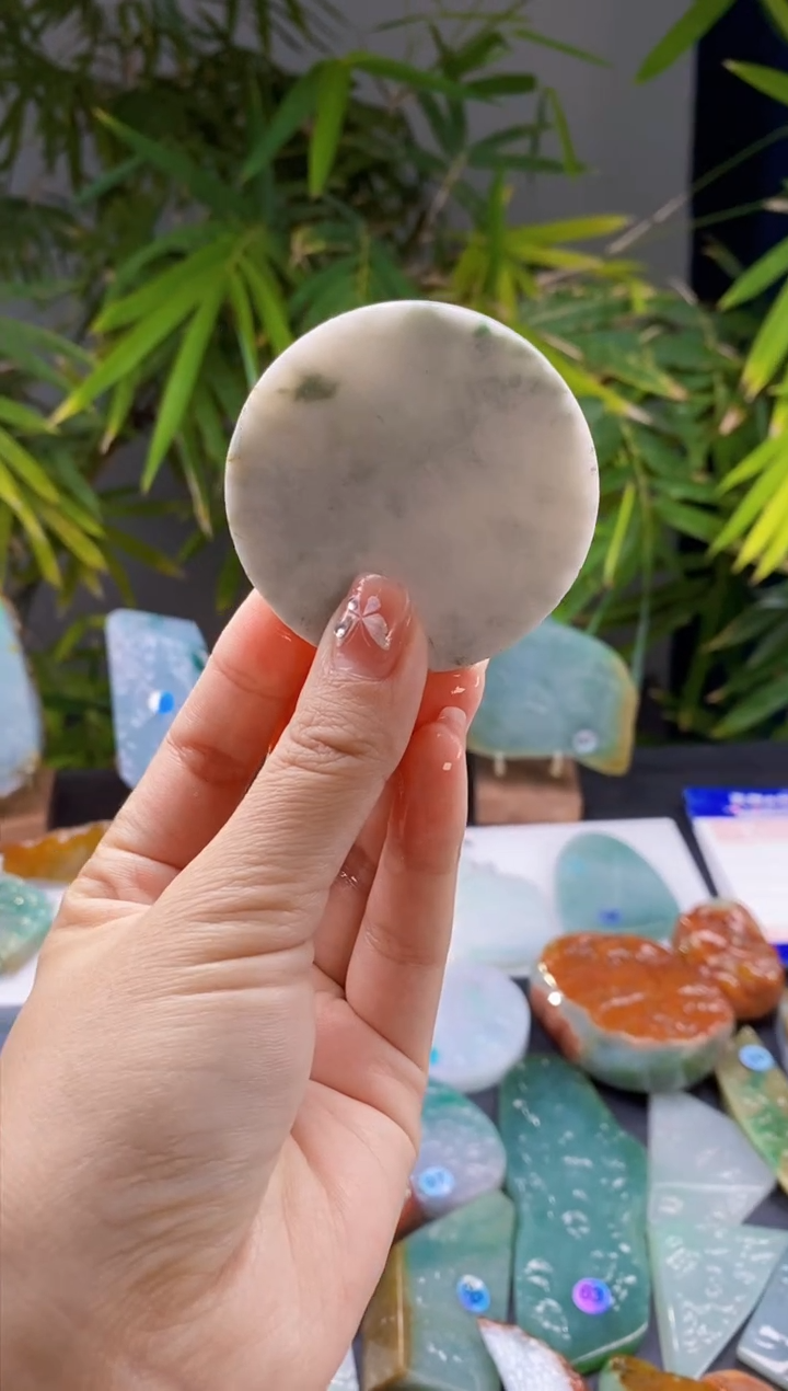 【闪购商品】定制翡翠未镶嵌翡翠