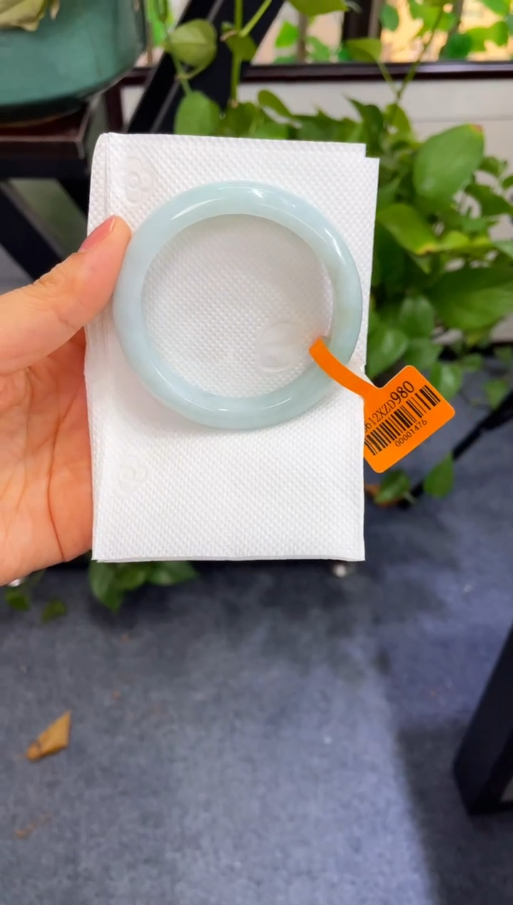 未镶嵌手镯翡翠012-56