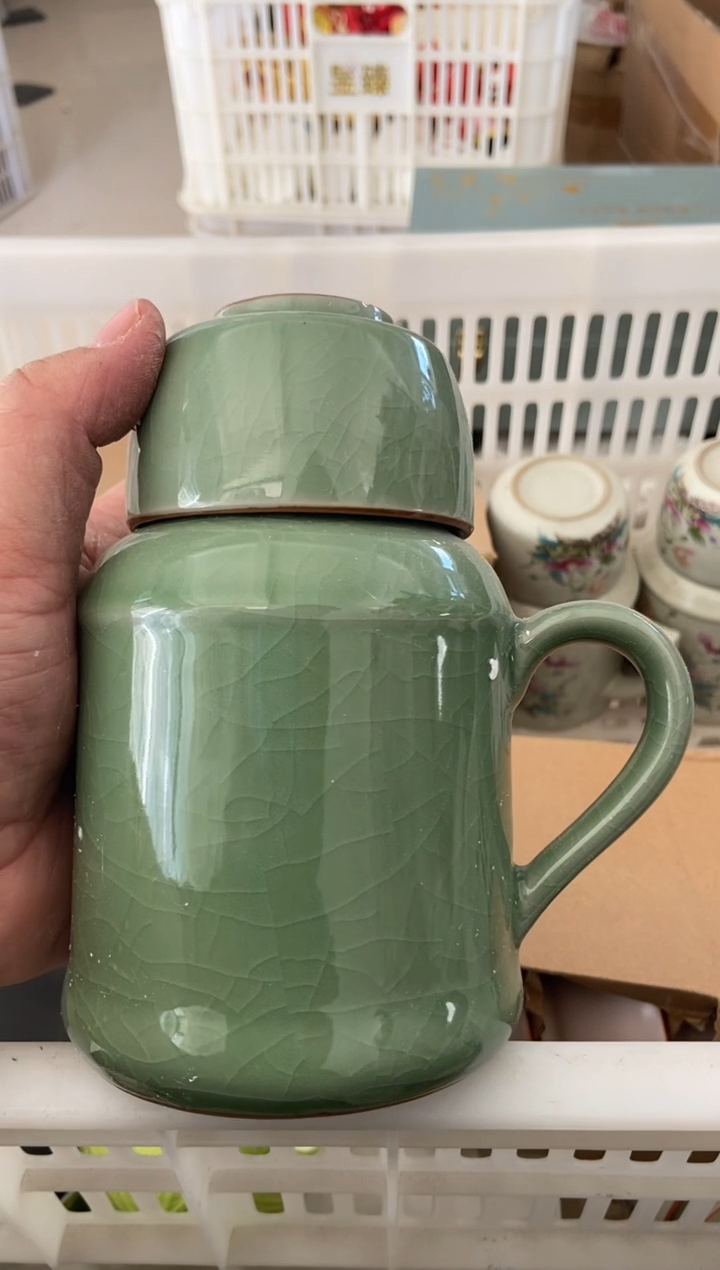 杯子瓷无运费险有瑕疵的摄影的产品有使用过的痕迹有点脏介意勿拍