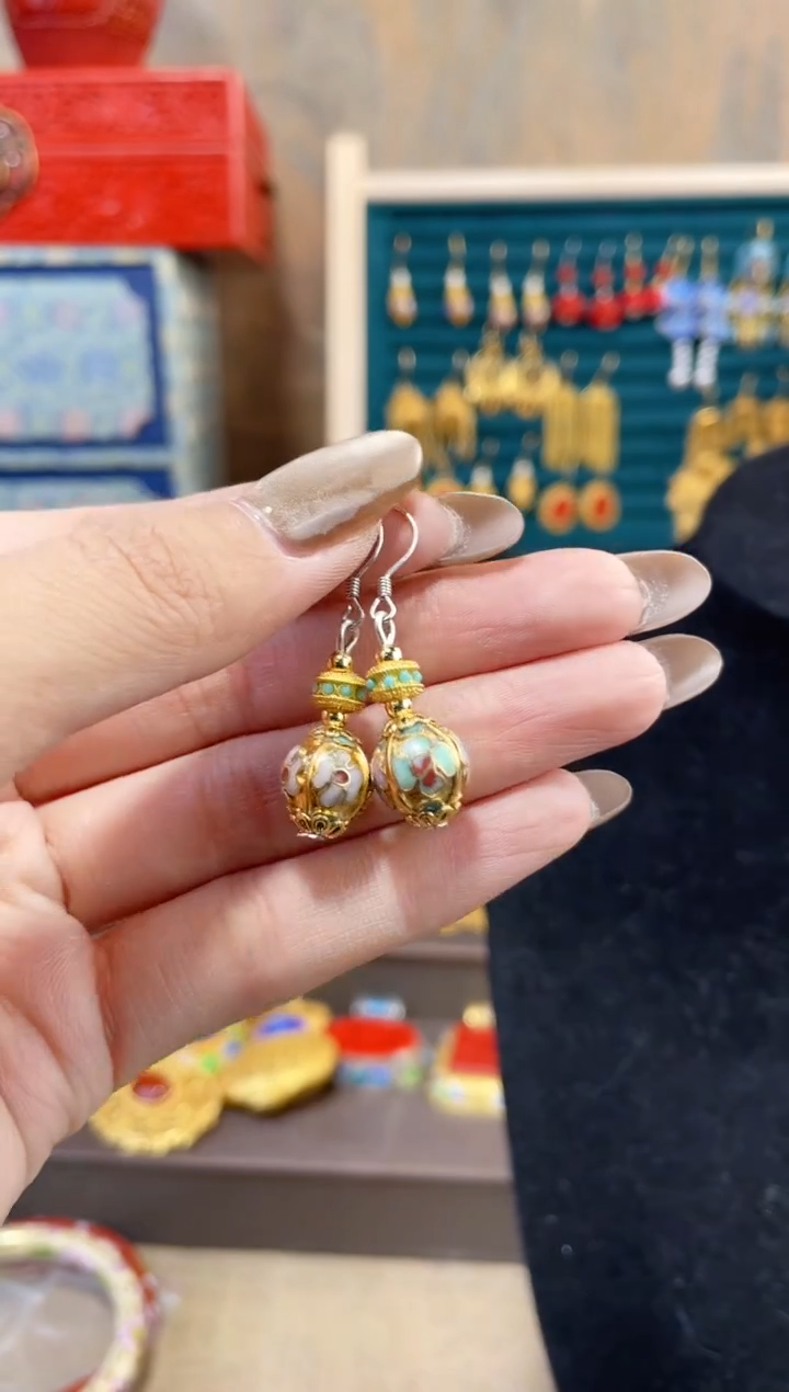 【闪购商品】非遗景泰蓝金地瓜棱耳环