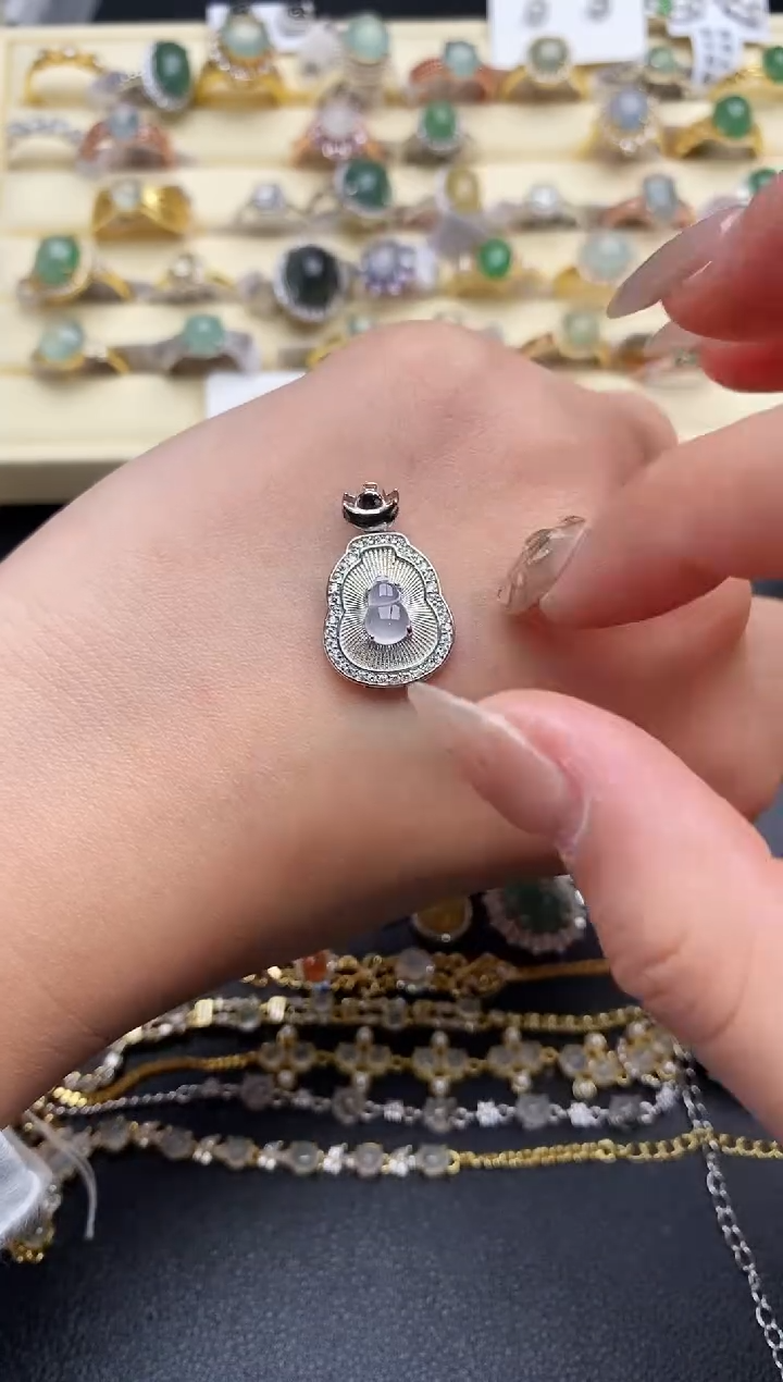 【闪购商品】翡翠戒指银S925镶嵌55555555+5