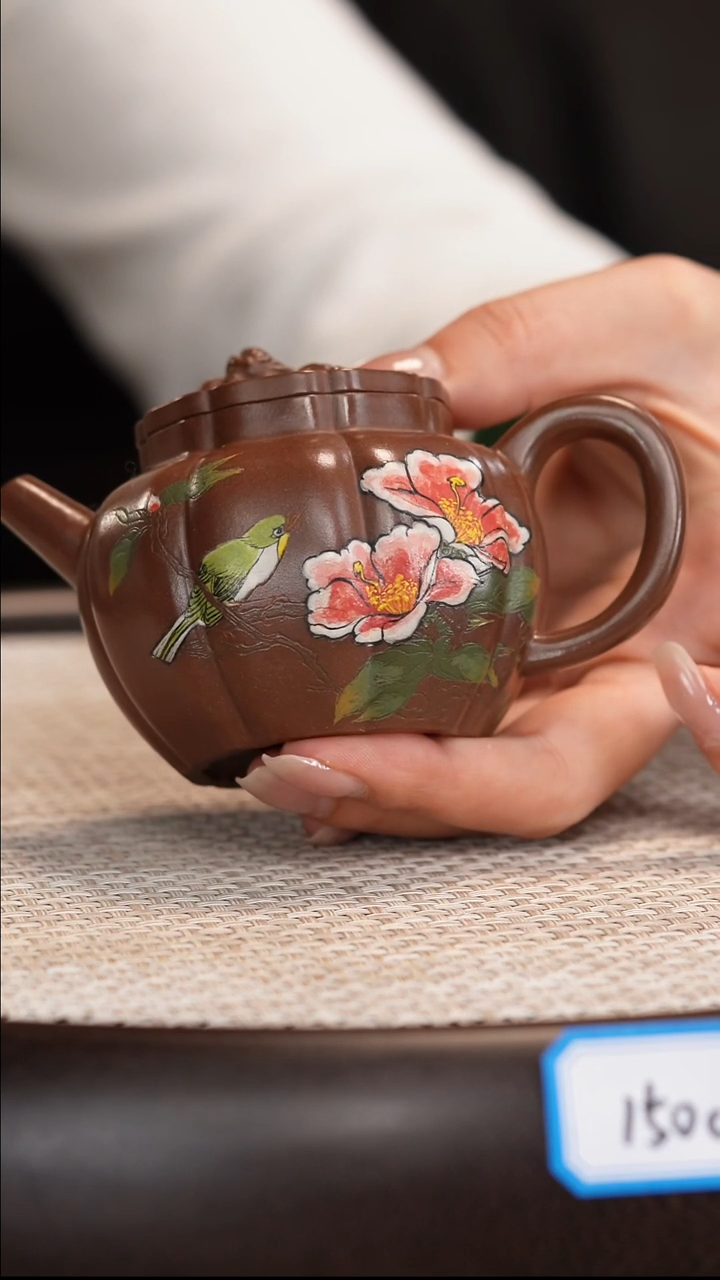 茶壶紫砂【顾顺芝】紫泥狮球   150CC