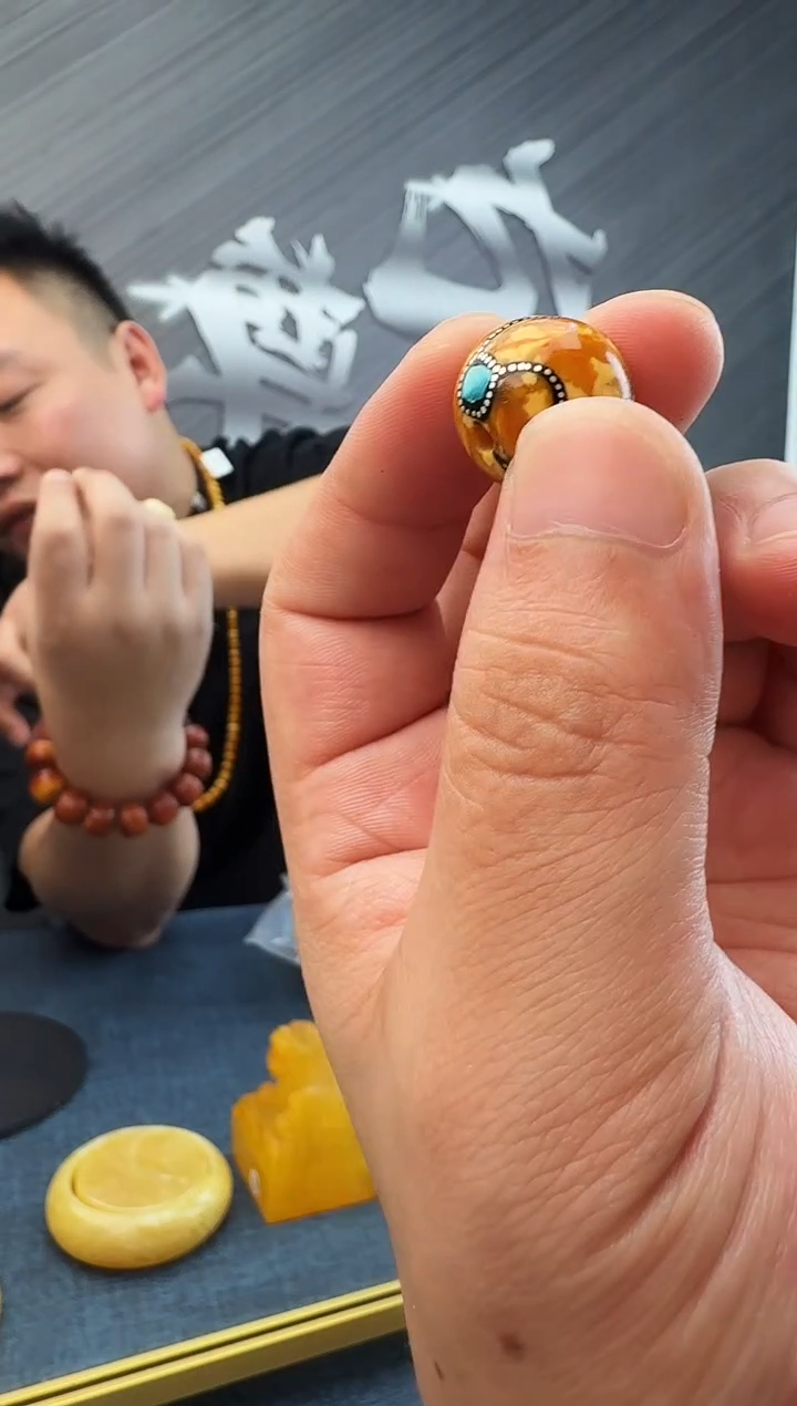 蜜蜡未镶嵌珠宝奇石假一罚十3，17多样性发其一