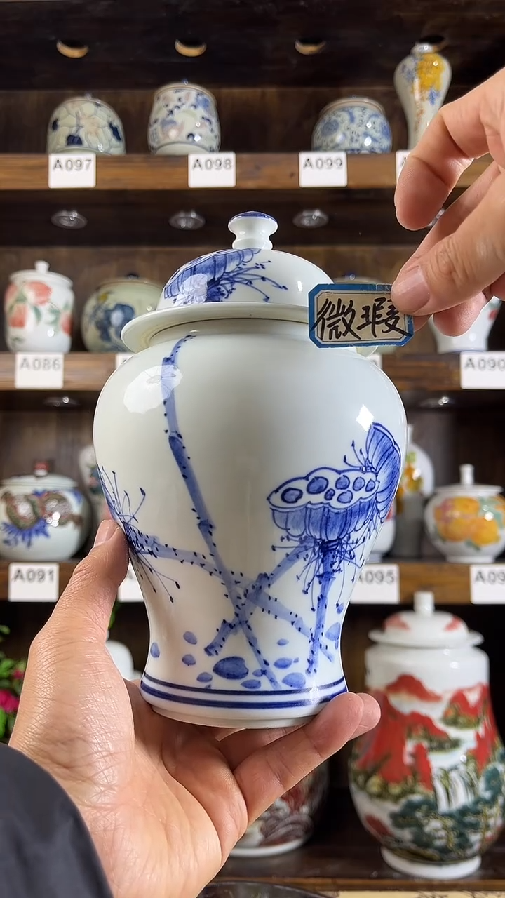 【闪购商品】纯手工手绘好事莲莲将军罐储物罐