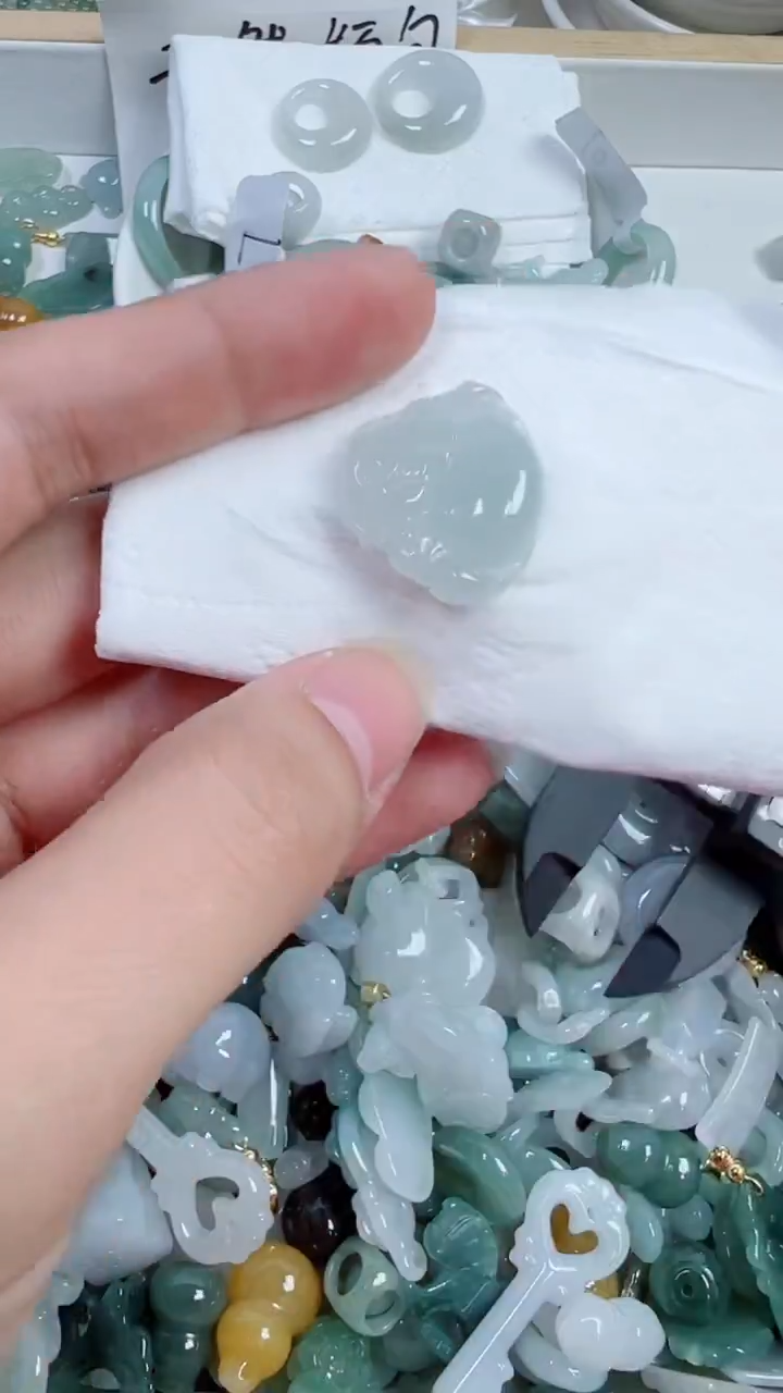 散珠翡翠293号链接，A货翡翠