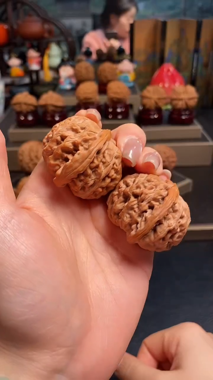 文玩核桃吊坠K781苹果园43