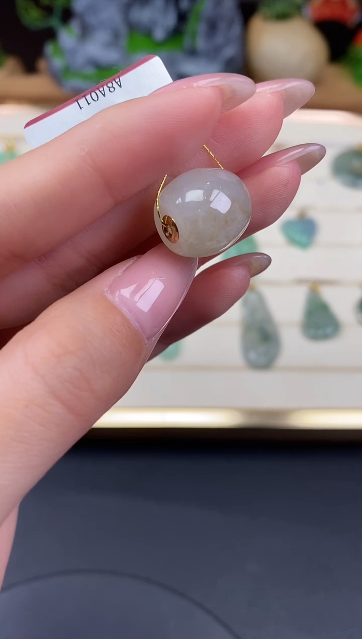 吊坠(不含链)18K金镶嵌翡翠路路通18K金扣镶嵌@@CMT