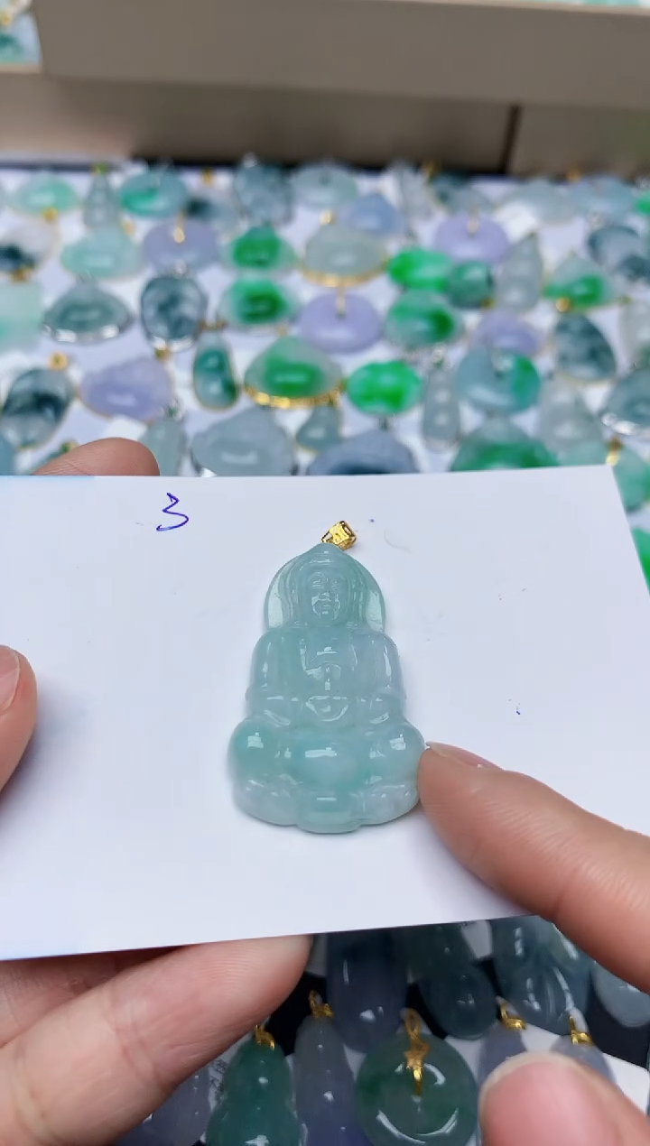 【闪购商品】翡翠颈饰18K金镶嵌天然翡翠A货 