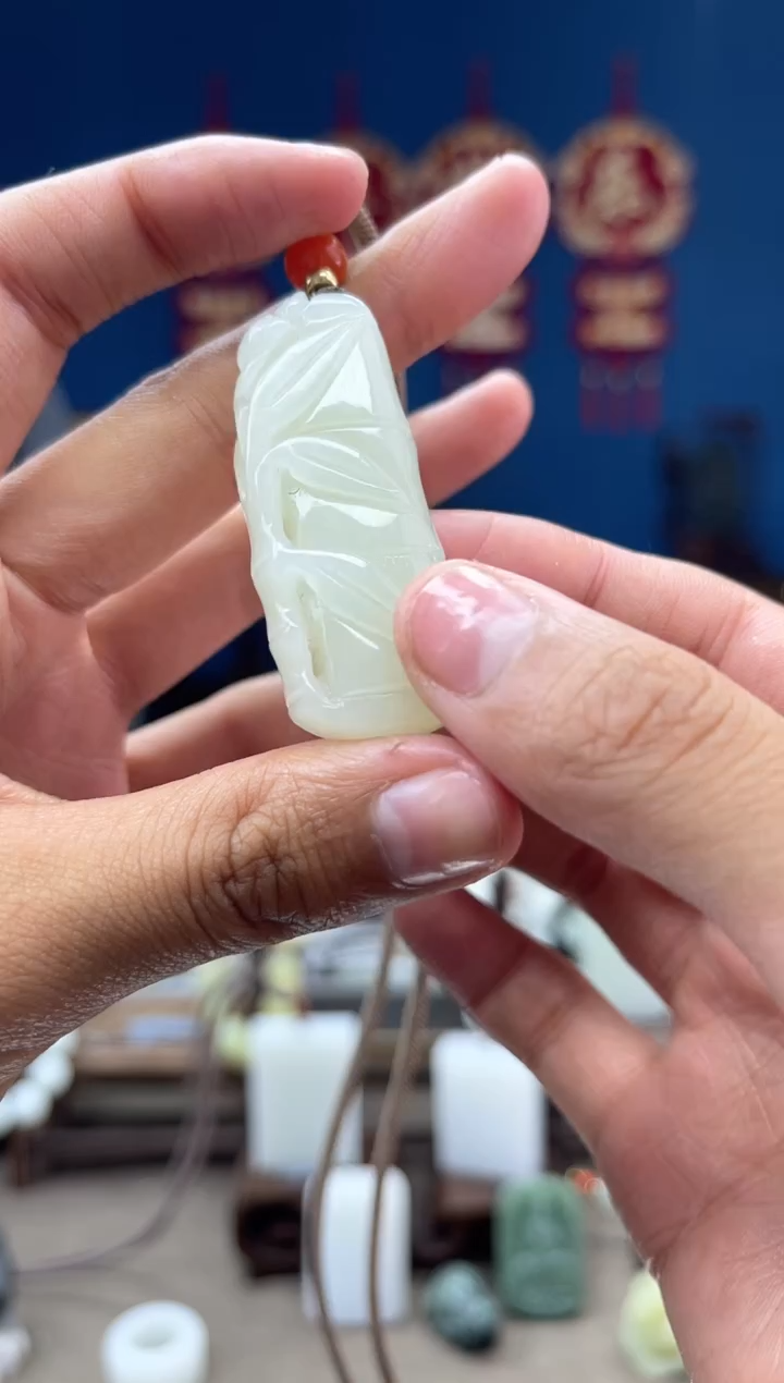 【闪购商品】和田玉颈饰未镶嵌1