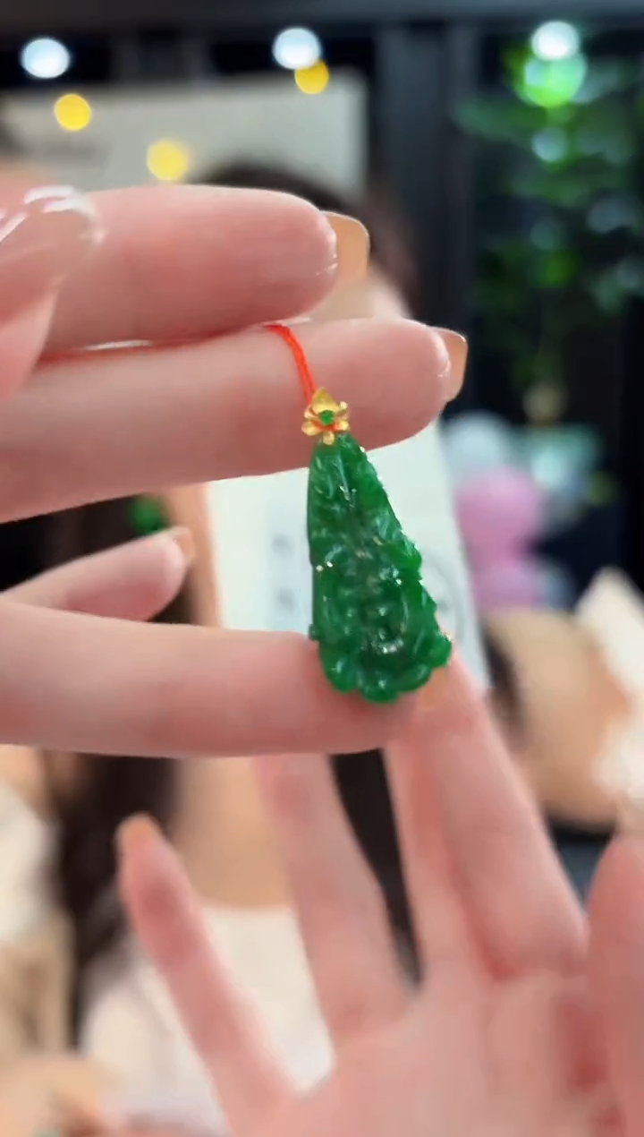 颈饰18K金镶嵌翡翠 缅甸A货/支持复检/一件