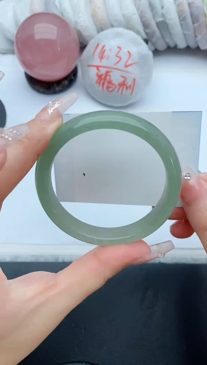 【闪购商品】石英质玉手镯未镶嵌G262+55/56