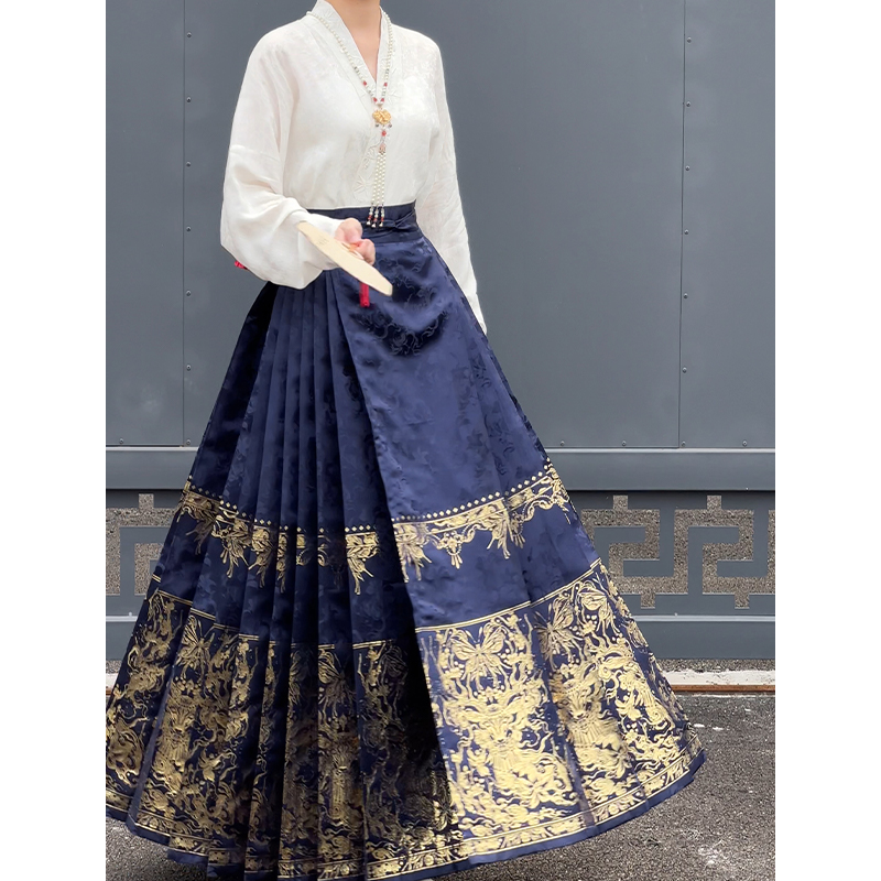 鹿神-高端【藏蓝织金】2024新款马面裙套装国风明制汉服女大裙摆