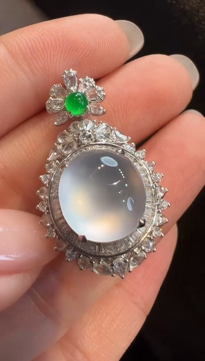 吊坠(不含链)18K金镶嵌翡翠AL6吊坠