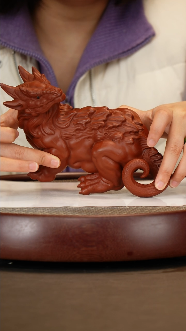 【闪购商品】紫砂茶宠大红袍回头貔貅