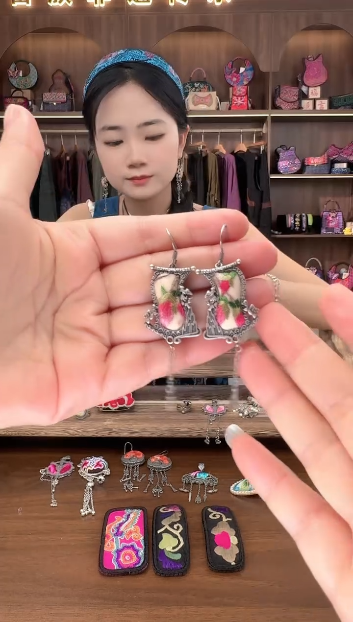 织绣扶光苗绣传承57