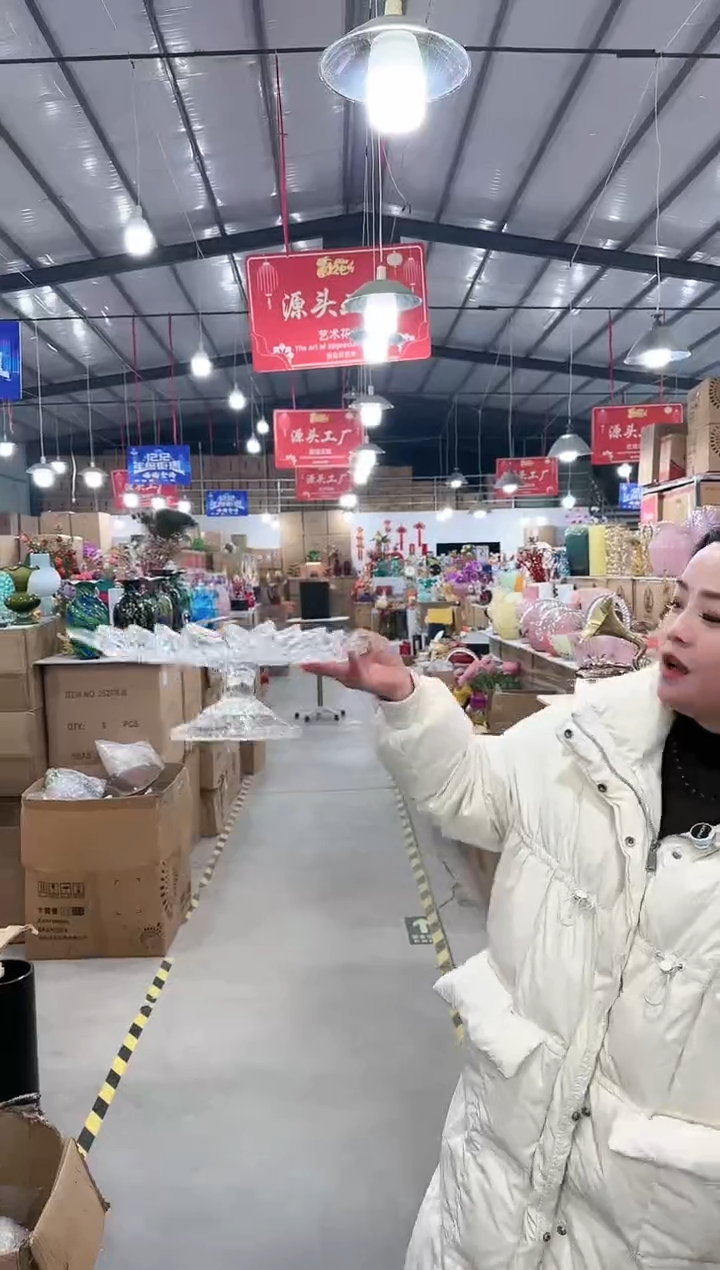 【闪购商品】有机玻璃优品花器W-早2