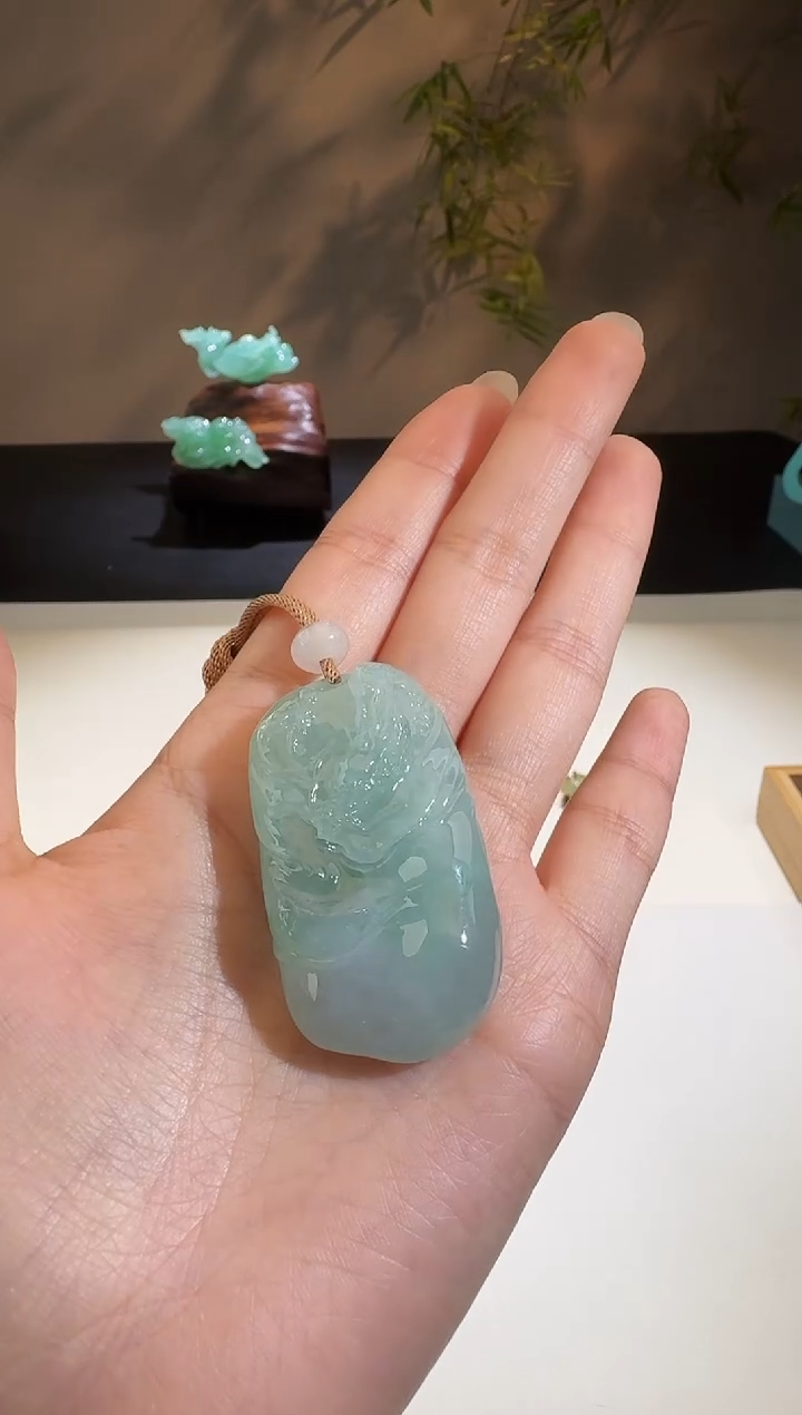 【闪购商品】翡翠颈饰未镶嵌【鑫鑫】