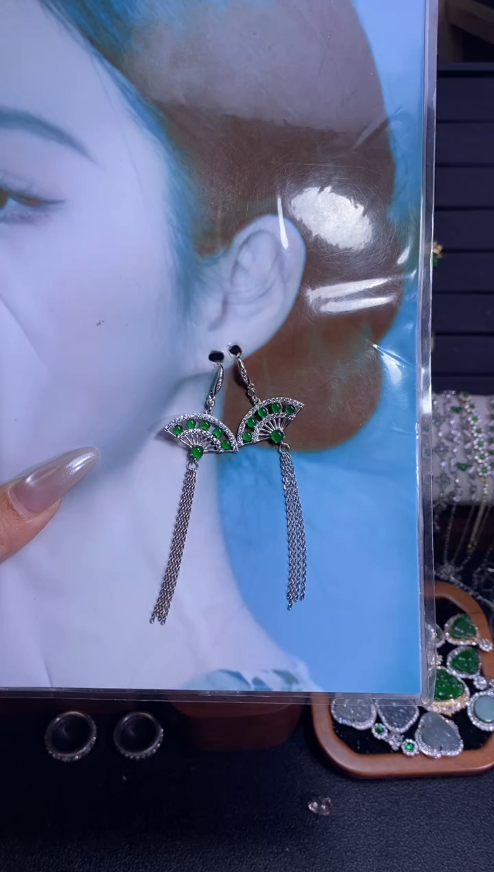 银S925镶嵌翡翠耳饰蛋面流苏耳坠