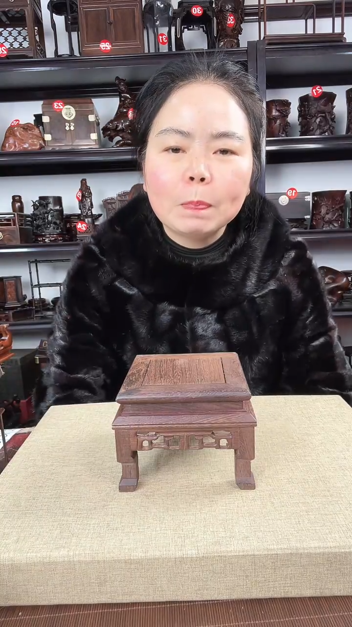 【闪购商品】木702瑕疵老李红木工艺品