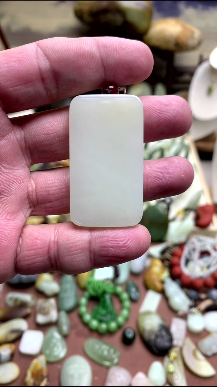 【闪购商品】和田玉颈饰未镶嵌芭莎俄料牌子