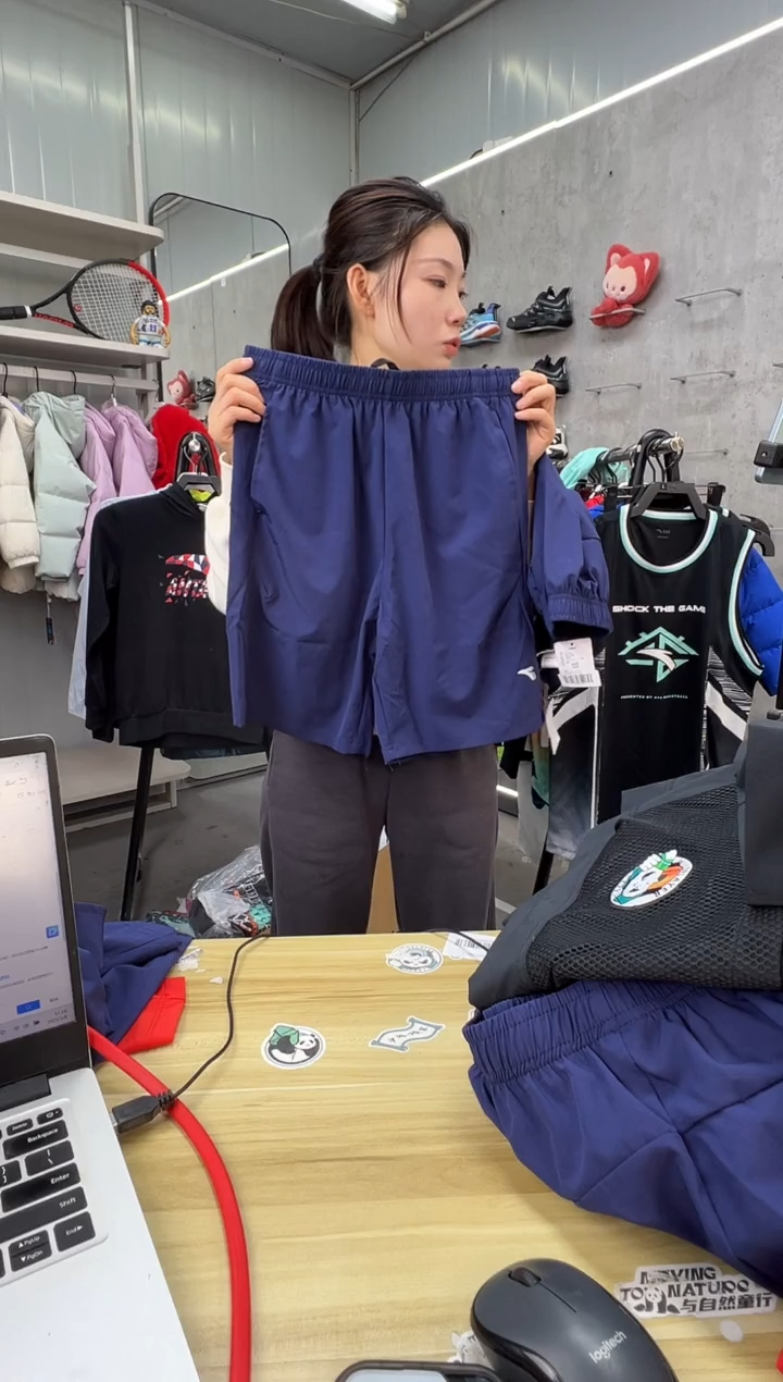 【闪购商品】安踏儿童衣服尺码：165