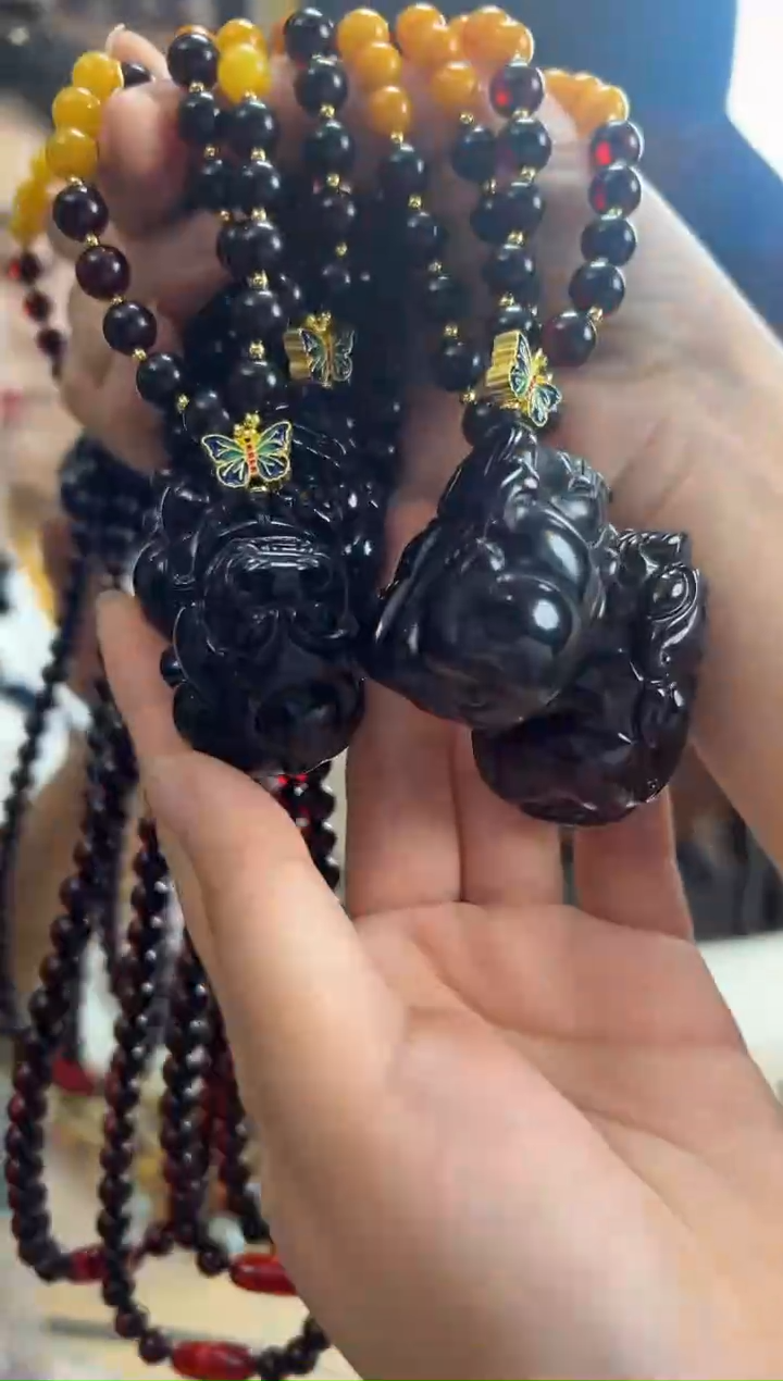 【闪购商品】琥珀裸石未镶嵌蜜蜡项链多样性发一条