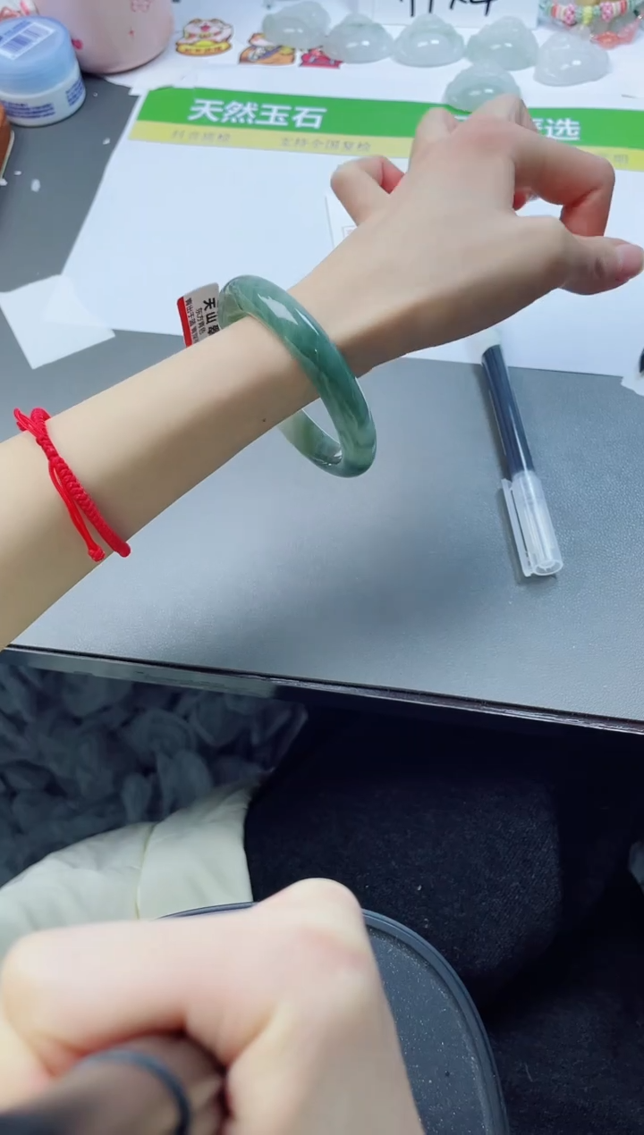 【闪购商品】石英质玉未镶嵌手镯164-54.8