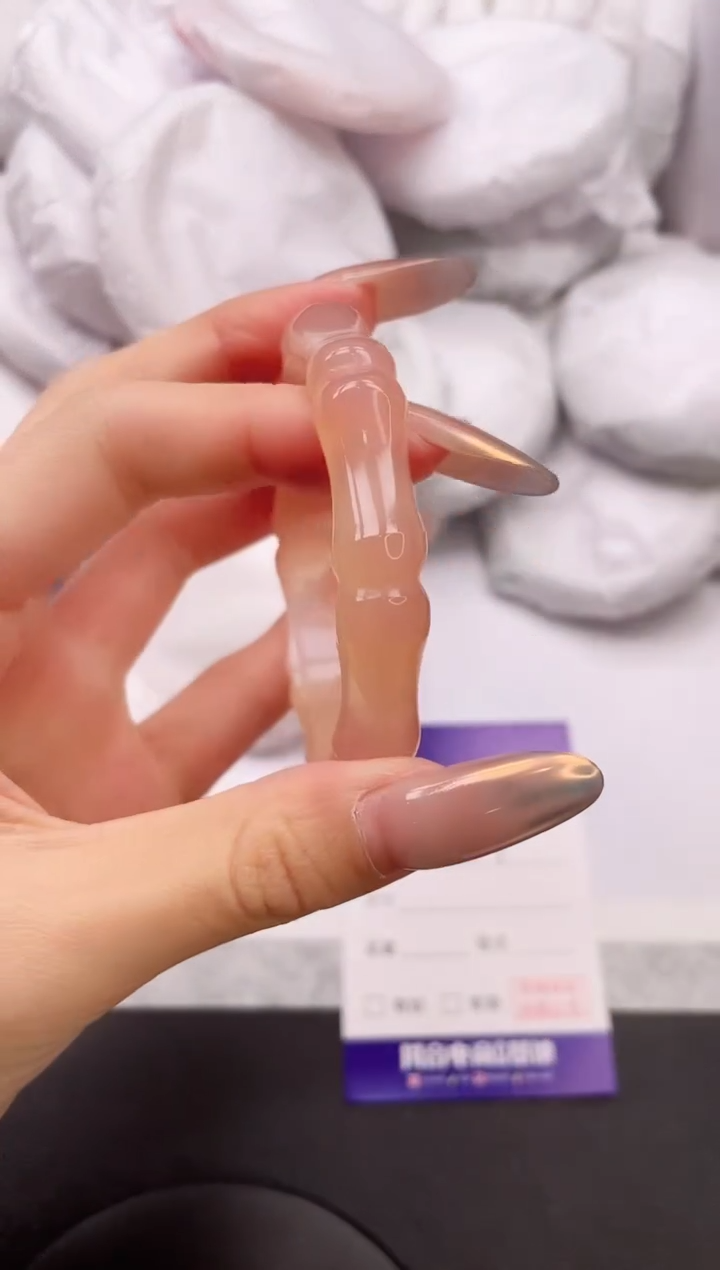 【闪购商品】石英质玉手镯未镶嵌3K499-56