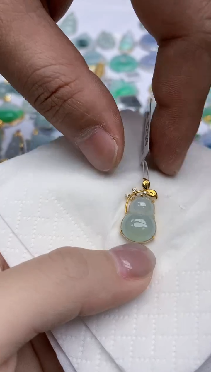 【闪购商品】翡翠颈饰18K金镶嵌天然翡翠A货