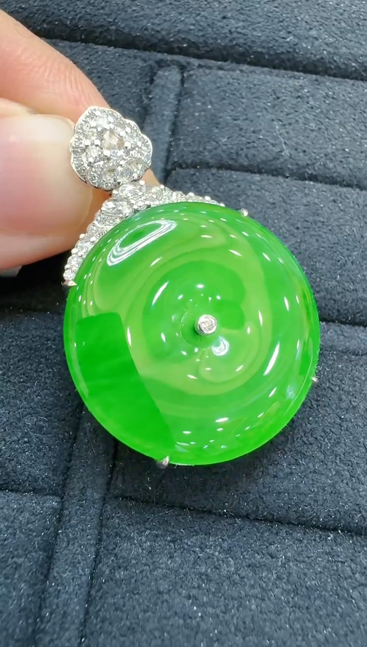 【闪购商品】翡翠吊坠(不含链)18K金镶嵌多样性团购发一件