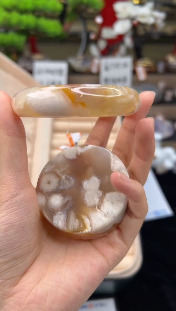 【闪购商品】石英质玉手镯未镶嵌58圈口（赠送镯心）23217