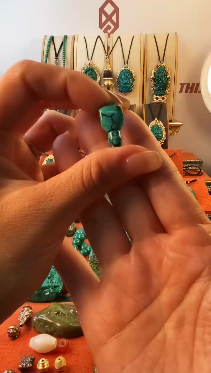 绿松石未镶嵌.三通 