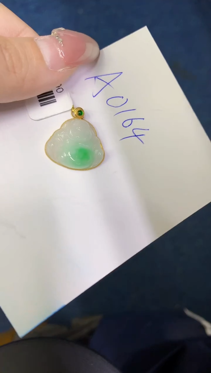 【闪购商品】翡翠颈饰18K金镶嵌0000000000