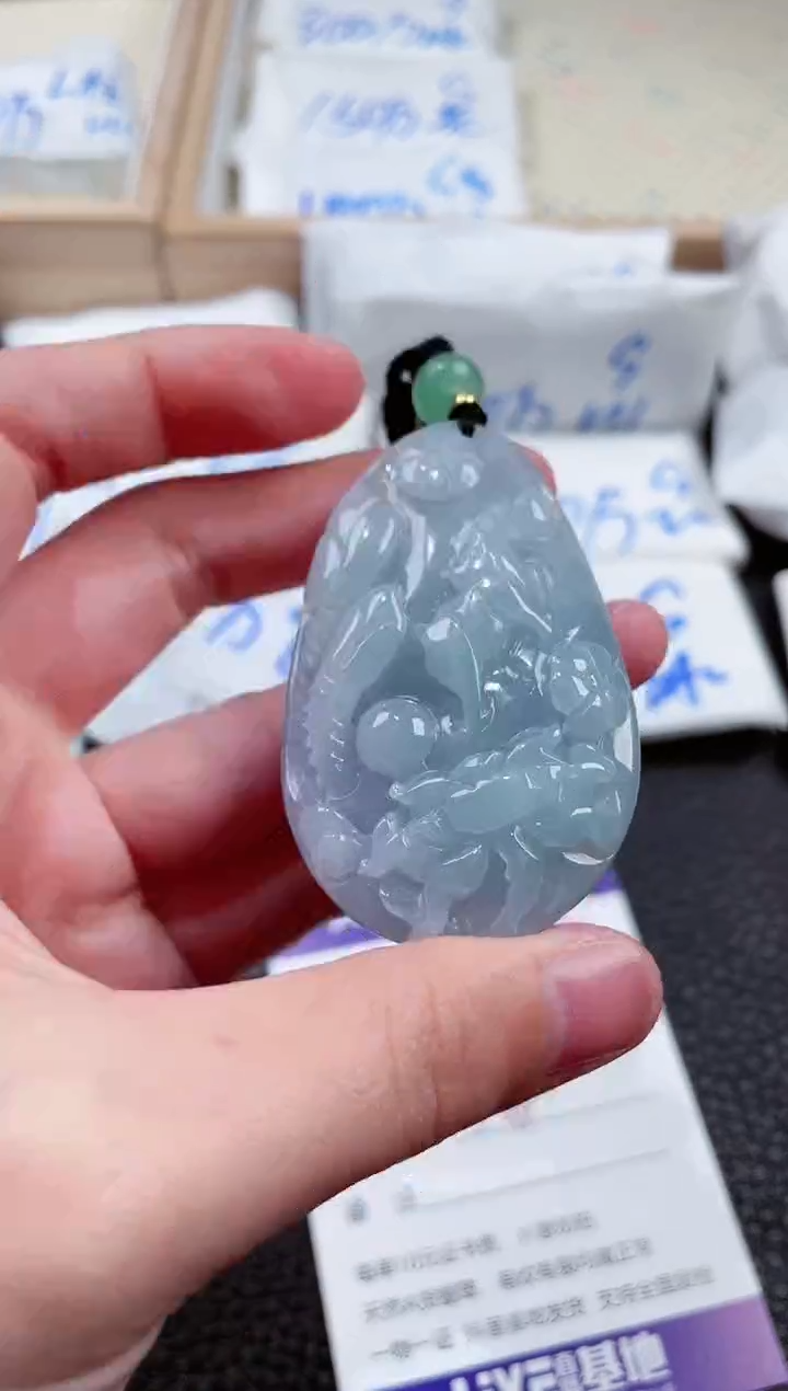 【闪购商品】翡翠颈饰未镶嵌00001372