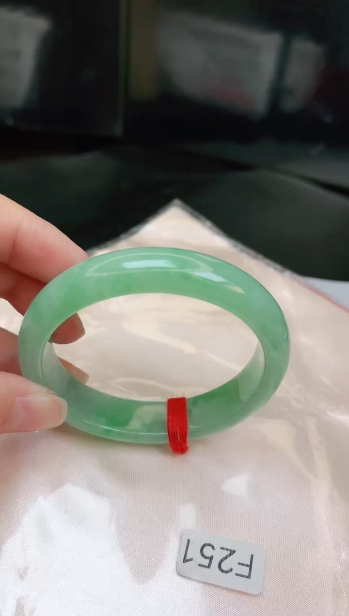 【闪购商品】翡翠手镯未镶嵌缅甸天然a货翡翠