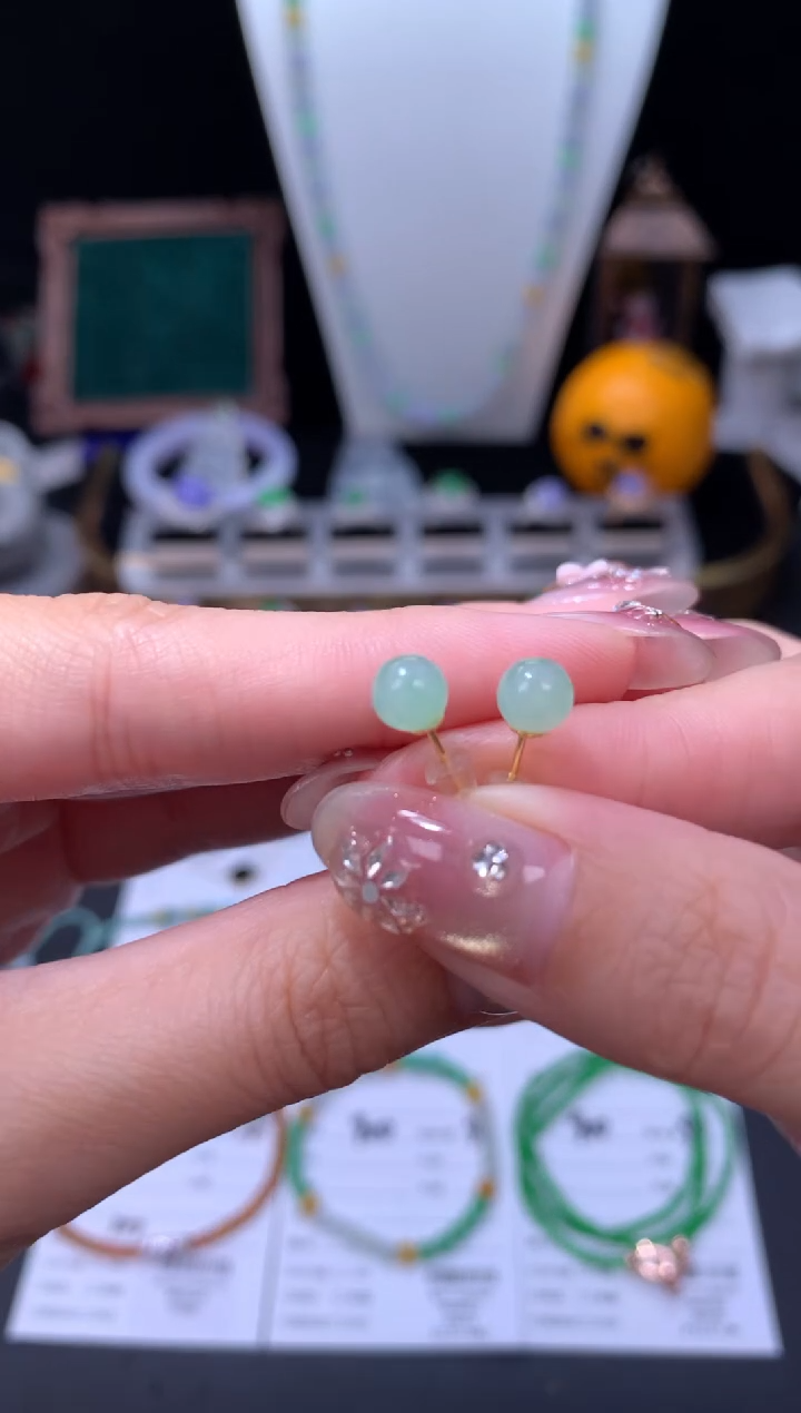 18K金镶嵌定制翡翠48小时鉴赏期 退货不扣服务费