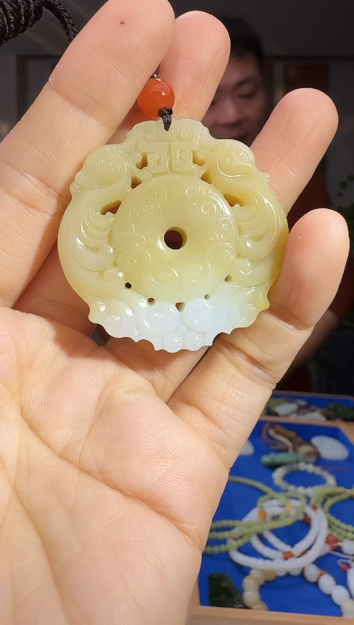 未镶嵌和田玉挂件拍一发一